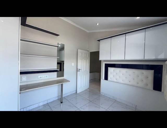 3 BEDROOM DUPLEX RENTED IN MUSGRAVE